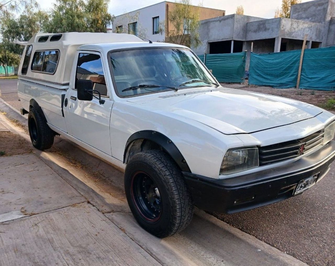 Peugeot 504 Pick-Up Usada en Mendoza, deRuedas