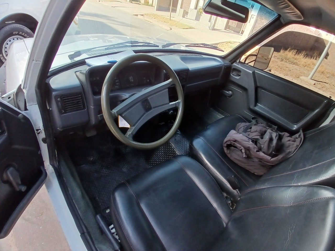 Peugeot 504 Pick-Up Usada en Mendoza, deRuedas