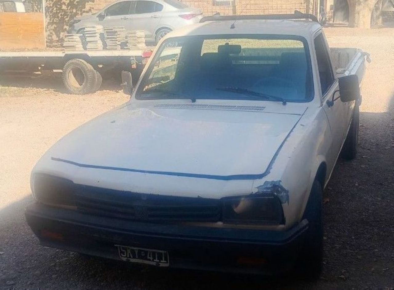Peugeot 504 Pick-Up Usada en Mendoza, deRuedas