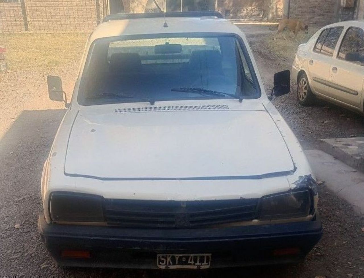 Peugeot 504 Pick-Up Usada en Mendoza, deRuedas