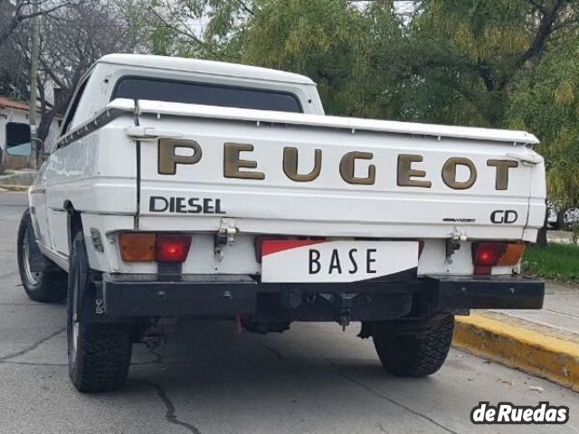 Peugeot 504 Pick-Up Usada en Mendoza, deRuedas