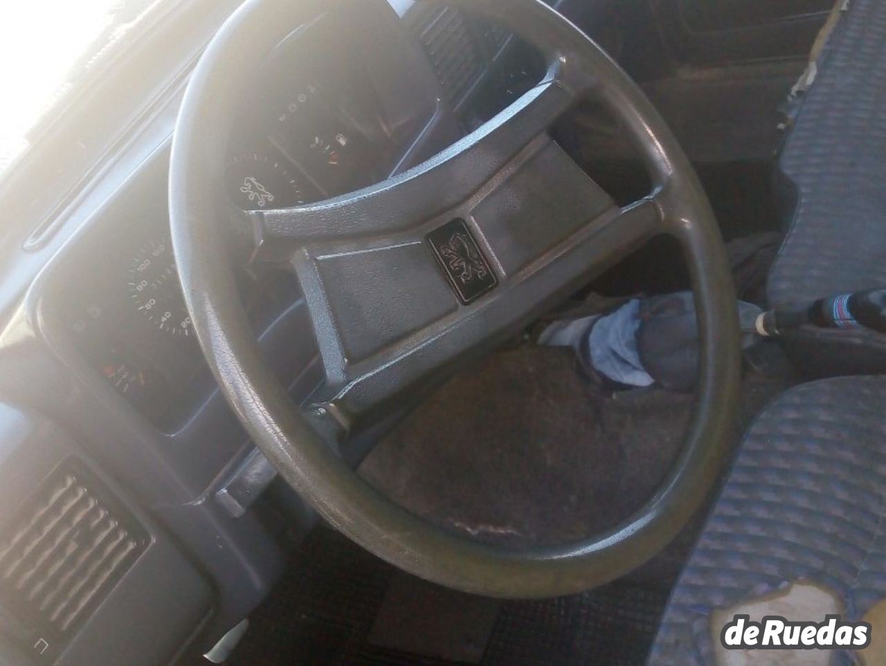 Peugeot 504 Pick-Up Usada en Mendoza, deRuedas