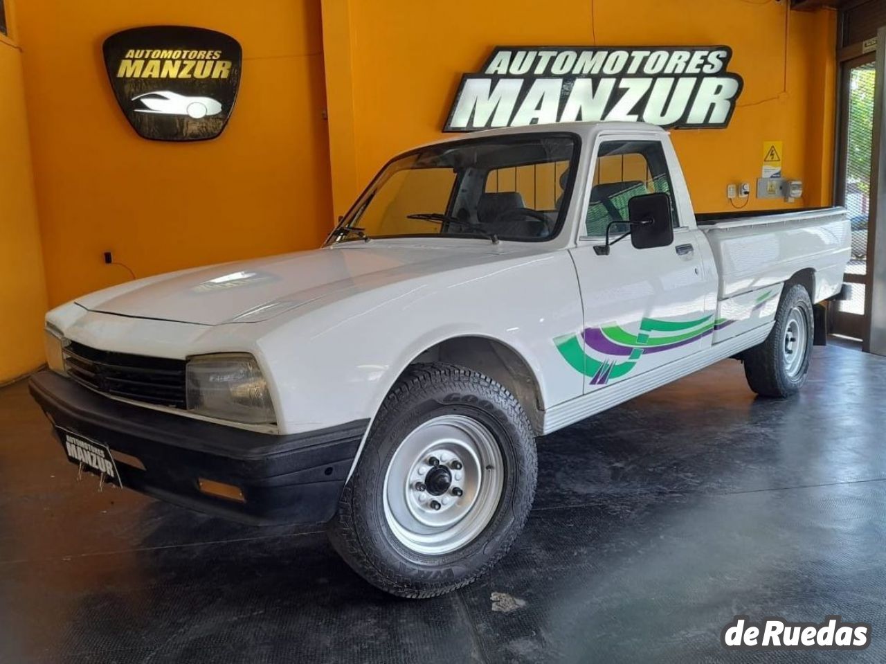 Peugeot 504 Pick-Up Usada en Mendoza, deRuedas