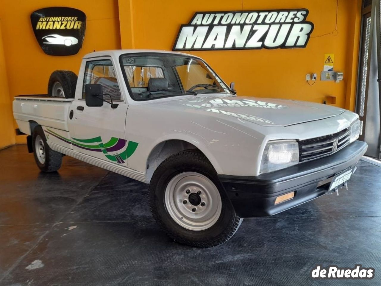 Peugeot 504 Pick-Up Usada en Mendoza, deRuedas