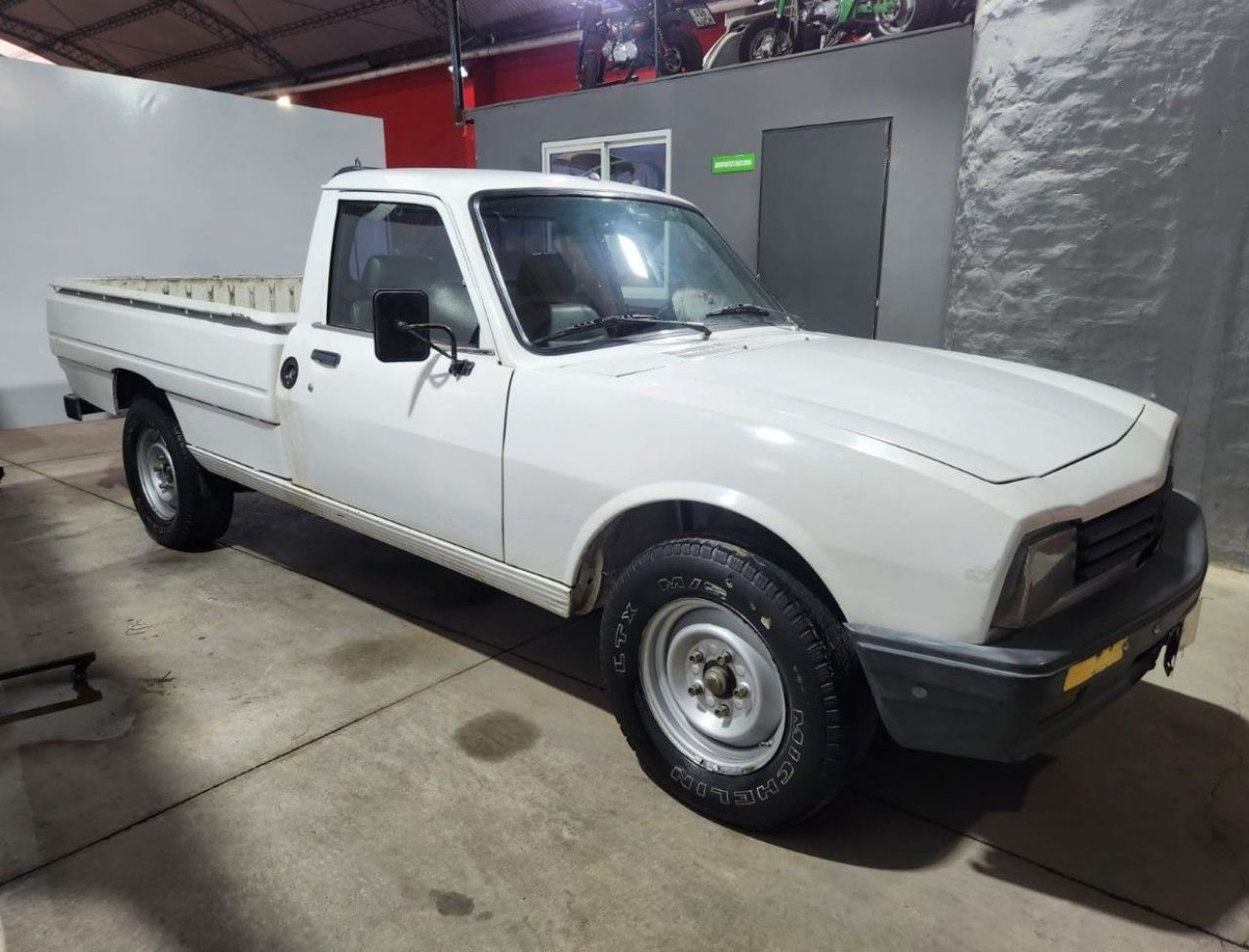 Peugeot 504 Pick-Up Usada en Mendoza, deRuedas