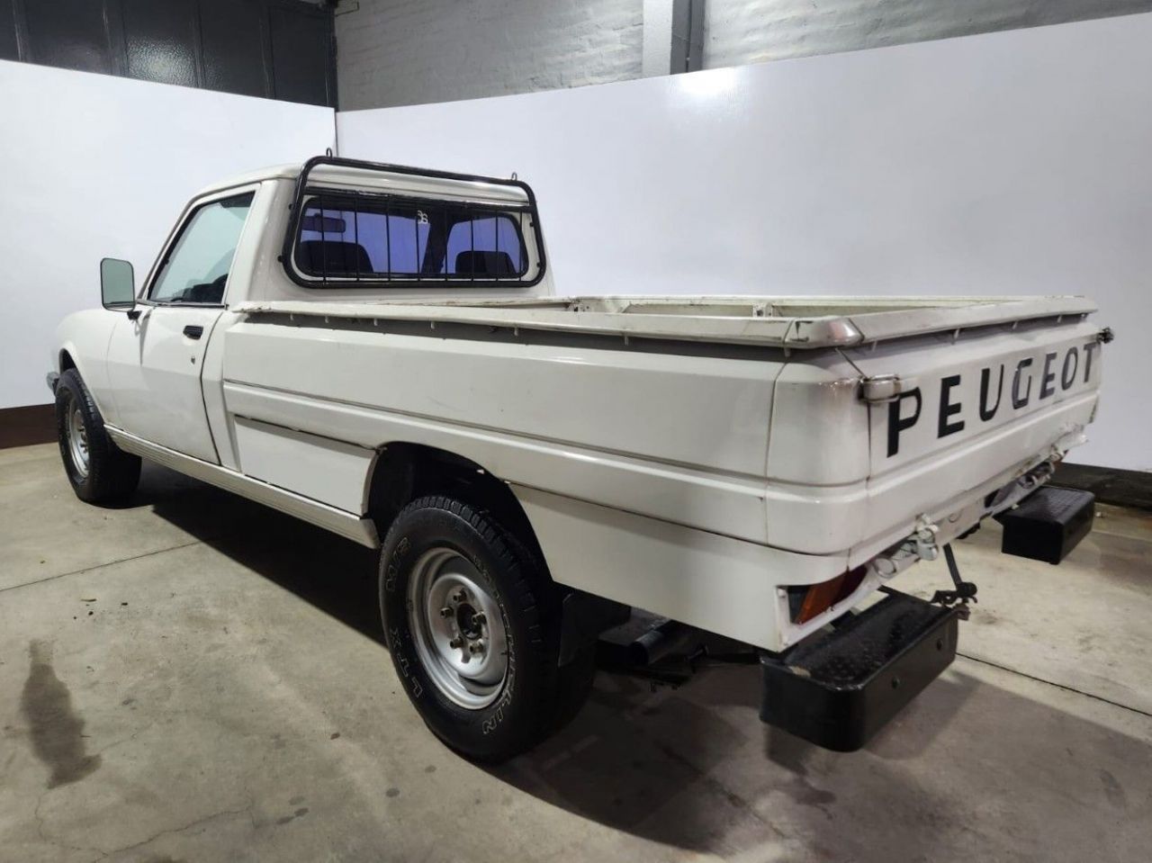 Peugeot 504 Pick-Up Usada en Mendoza, deRuedas