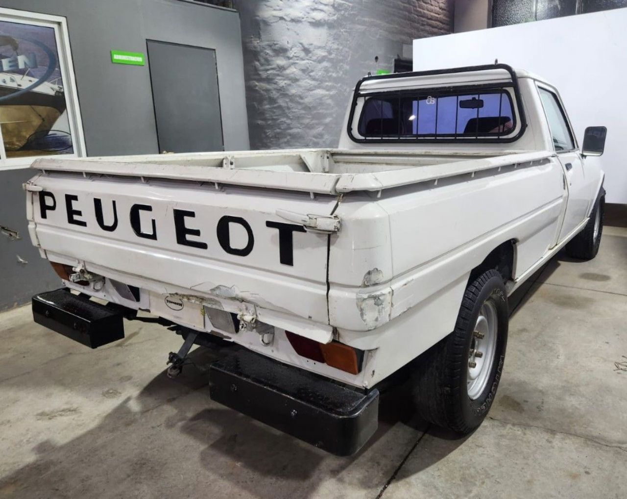 Peugeot 504 Pick-Up Usada en Mendoza, deRuedas