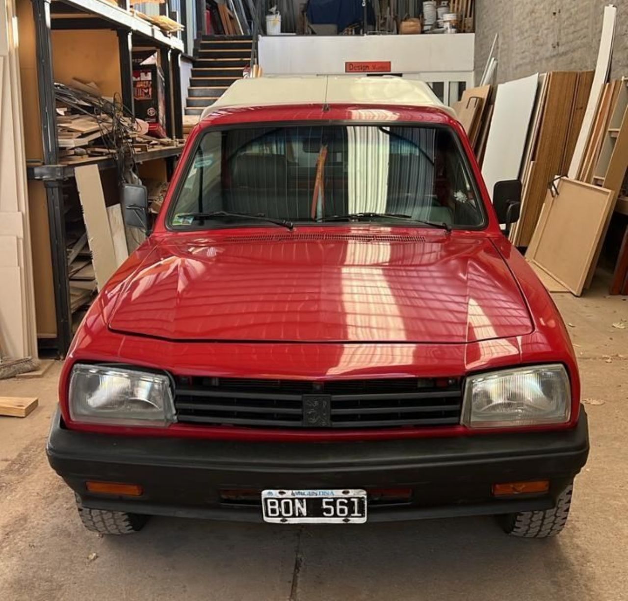 Peugeot 504 Pick-Up Usada en Mendoza, deRuedas