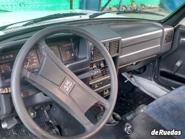 Peugeot 504 Pick-Up Usada en Mendoza, deRuedas