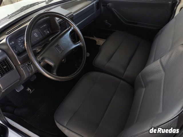 Peugeot 504 Pick-Up Usada en Mendoza, deRuedas