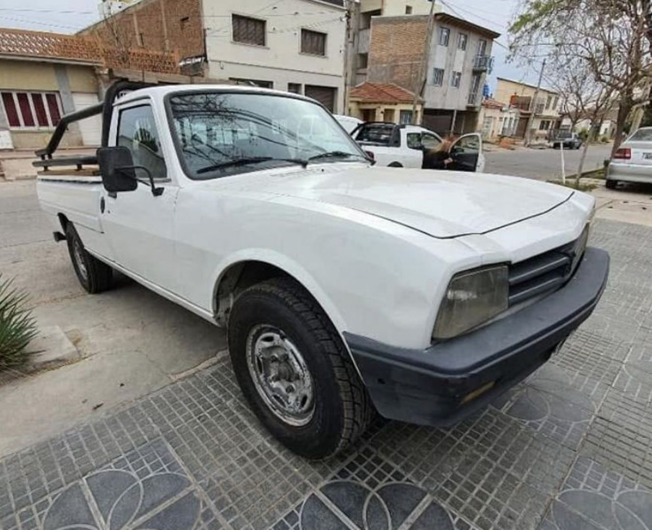 Peugeot 504 Pick-Up Usada en Mendoza, deRuedas