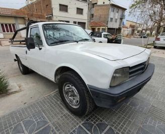 Peugeot 504 Pick-Up Usada en Mendoza