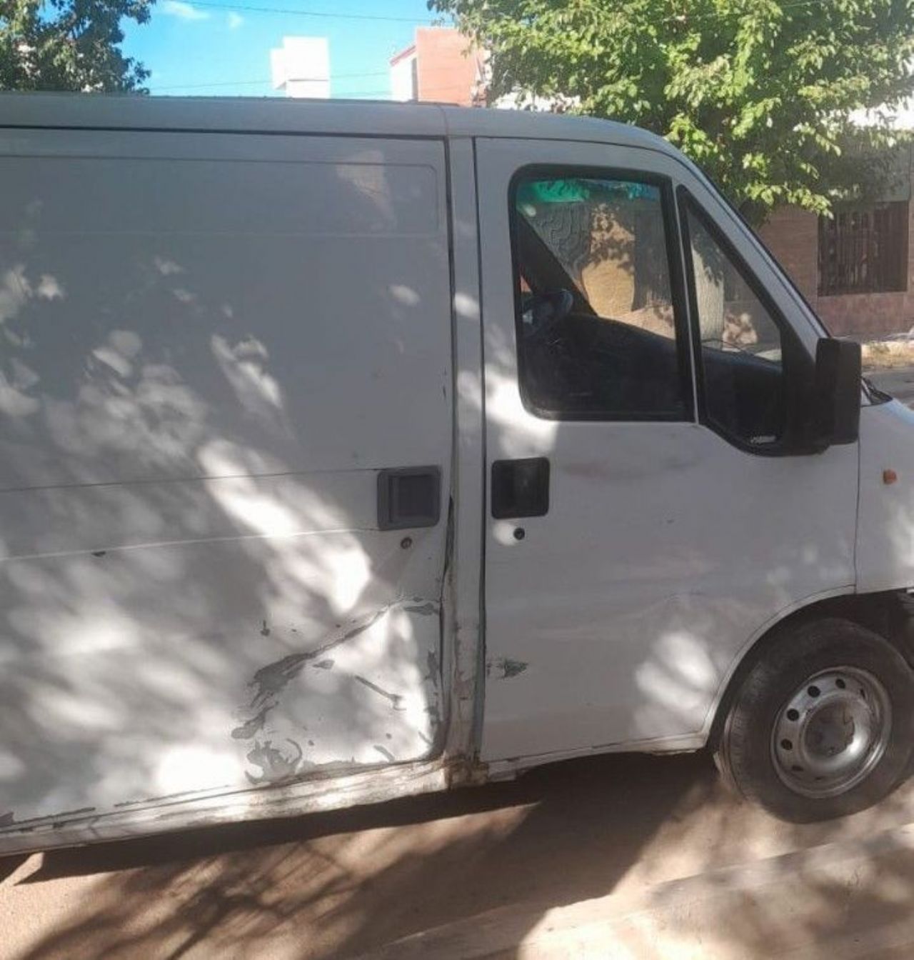 Peugeot Boxer Usada en Mendoza, deRuedas