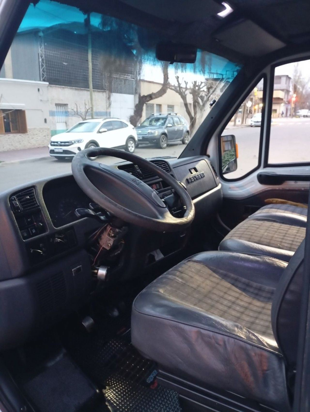 Peugeot Boxer Usada en Mendoza, deRuedas