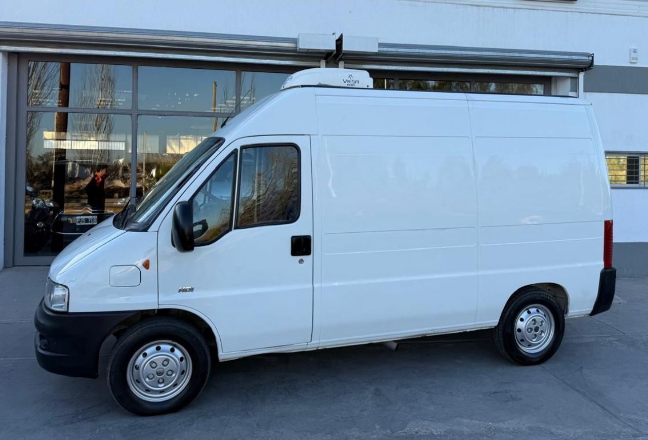 Peugeot Boxer Usada en Mendoza, deRuedas