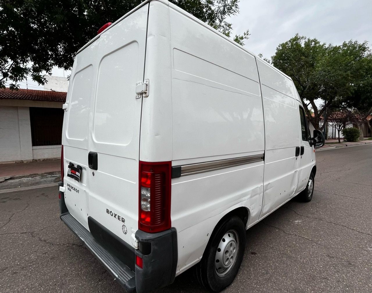 Peugeot Boxer Usada en Mendoza, deRuedas