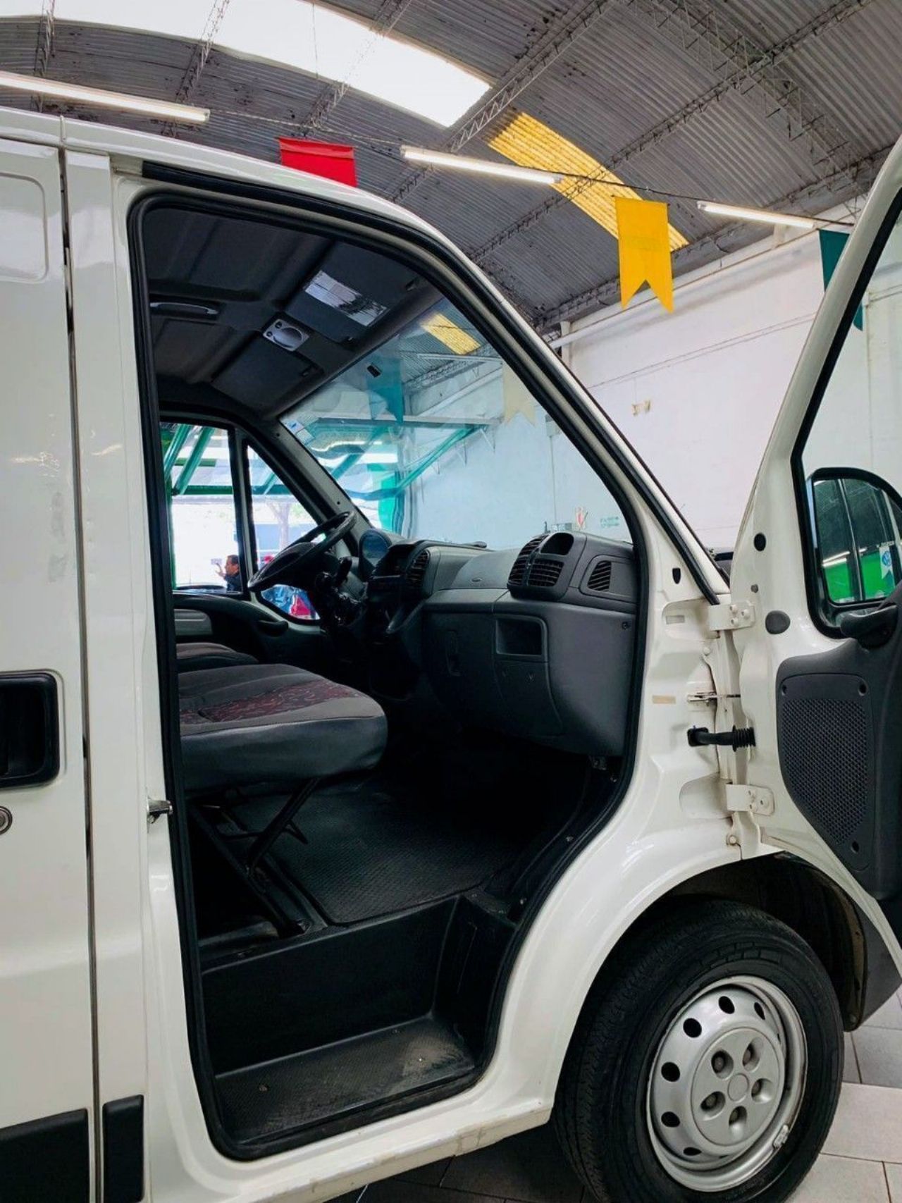 Peugeot Boxer Usada en Córdoba, deRuedas