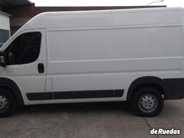 Peugeot Boxer Usada en Buenos Aires, deRuedas