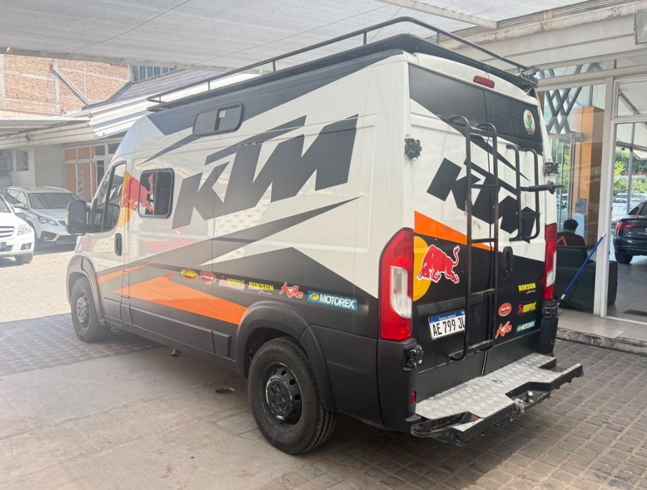 Peugeot Boxer Usada Financiado en Mendoza, deRuedas