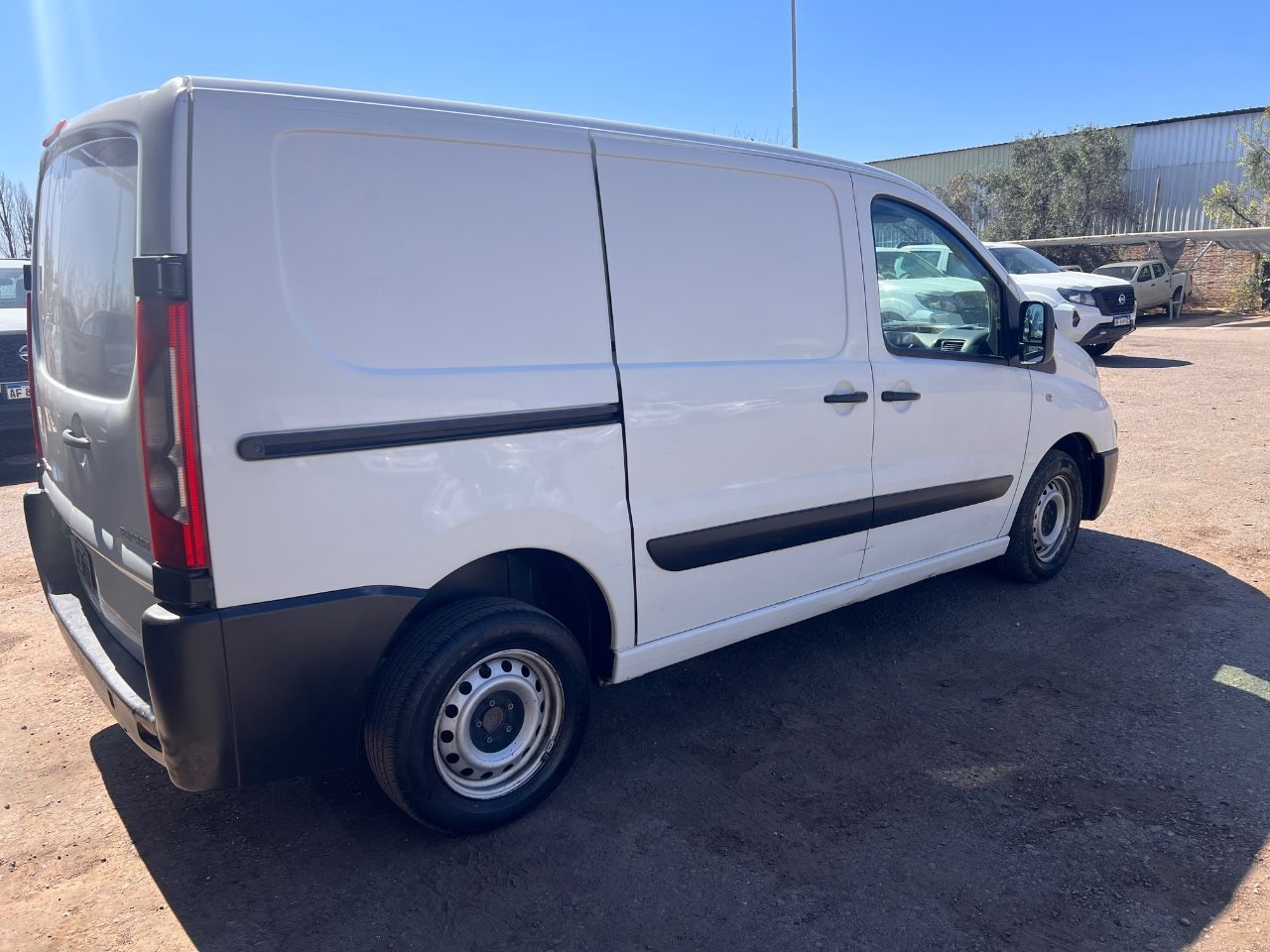 Peugeot Expert Usada en Mendoza, deRuedas