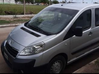 Peugeot Expert Usada en Corrientes