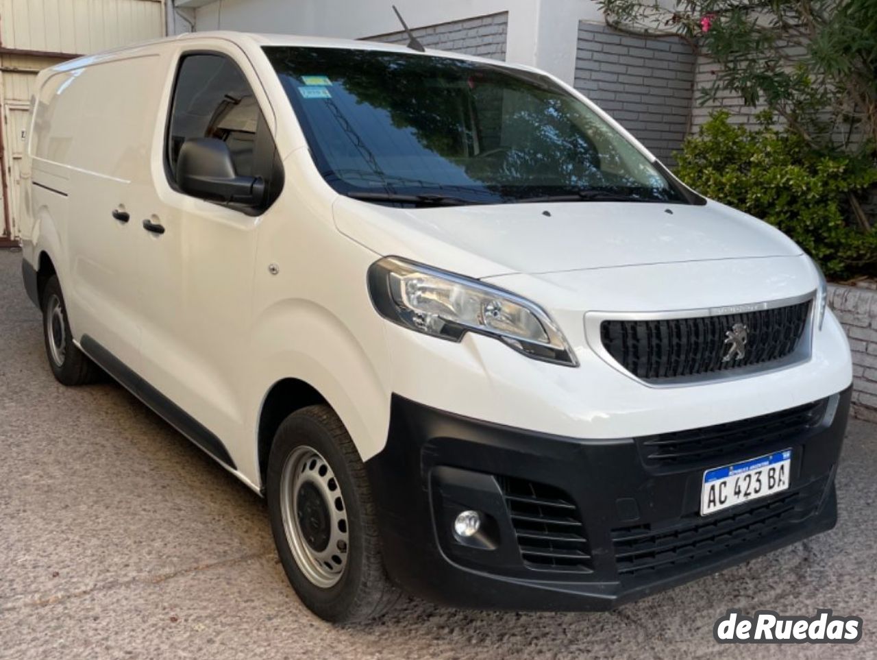 Peugeot Expert Usada en Mendoza, deRuedas