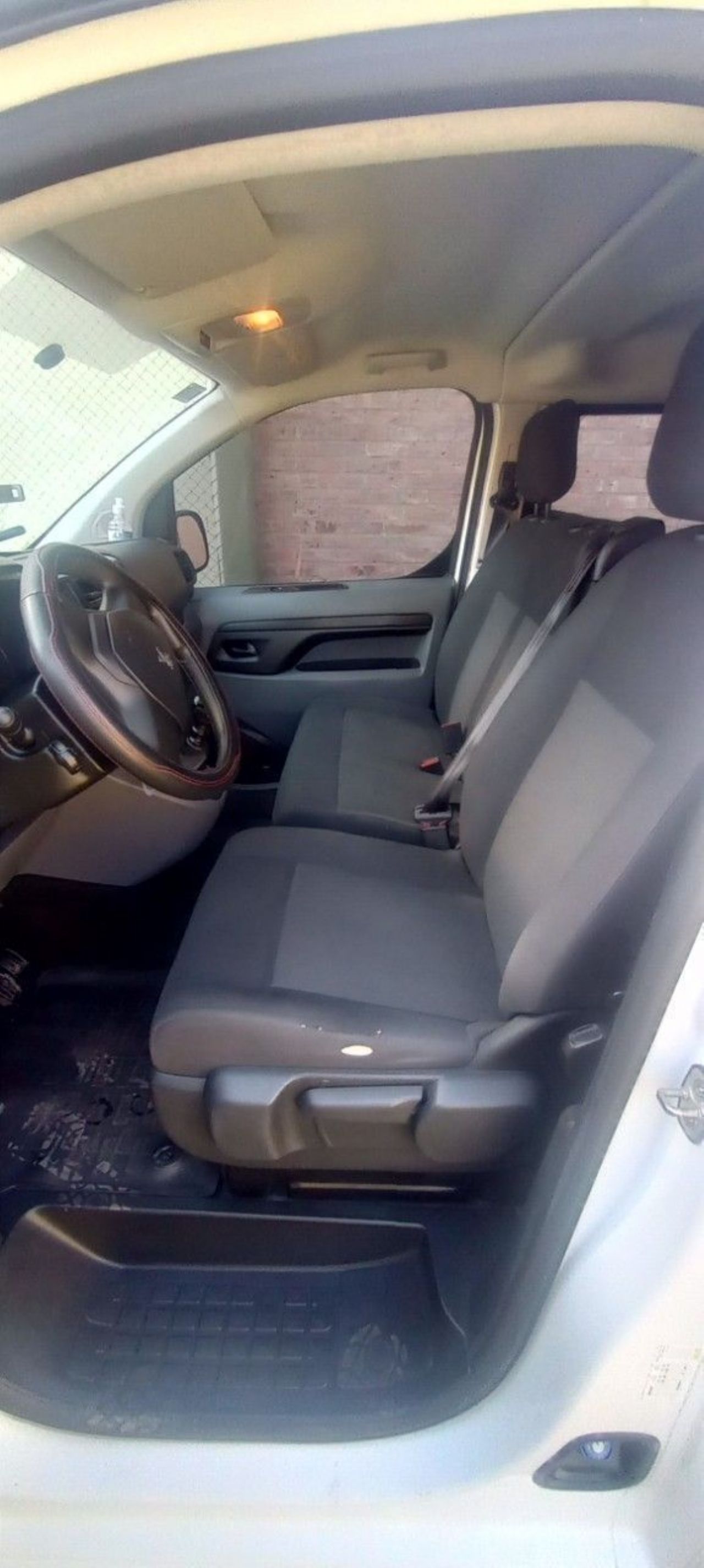 Peugeot Expert Usada en Mendoza, deRuedas