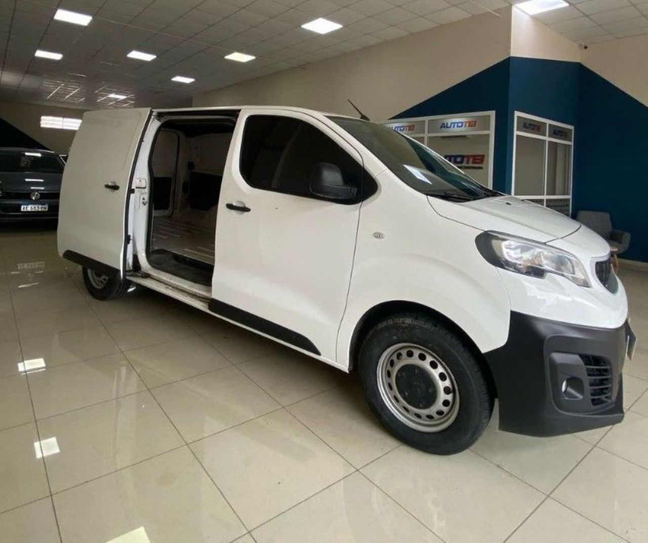 Peugeot Expert Usada Financiado en Córdoba, deRuedas