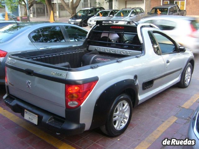 Peugeot Hoggar Usada en Mendoza, deRuedas