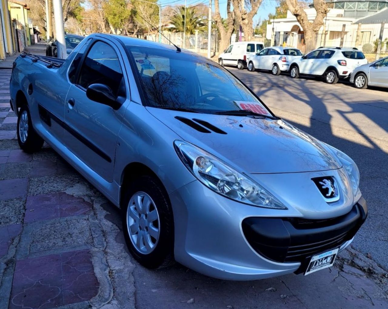 Peugeot Hoggar Usada en Mendoza, deRuedas