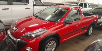 Peugeot Hoggar Usada en Mendoza