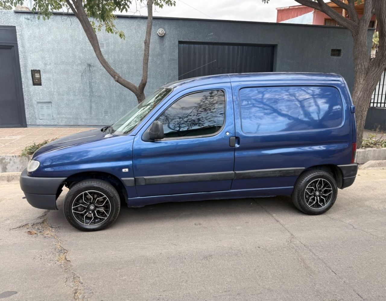 Peugeot Partner Usada en Mendoza, deRuedas