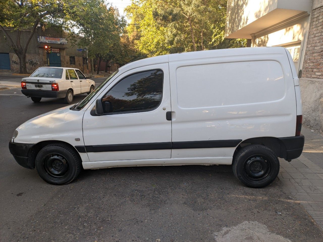 Peugeot Partner Usada en Mendoza, deRuedas