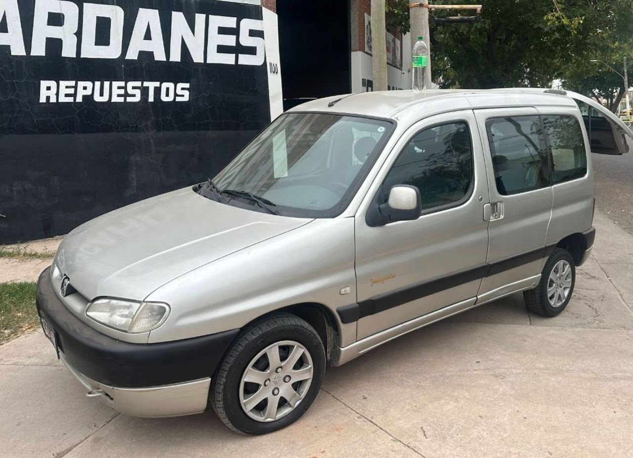 Peugeot Partner Usada en Mendoza, deRuedas