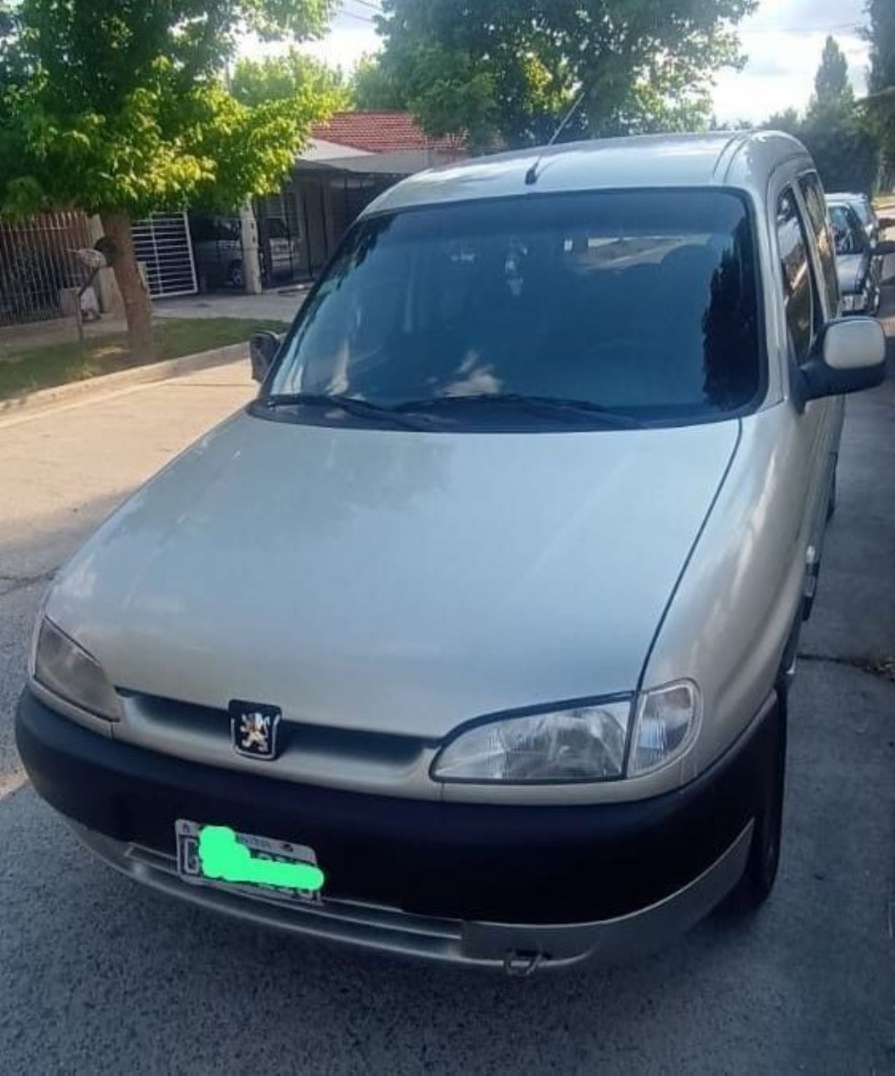 Peugeot Partner Usada en Mendoza, deRuedas