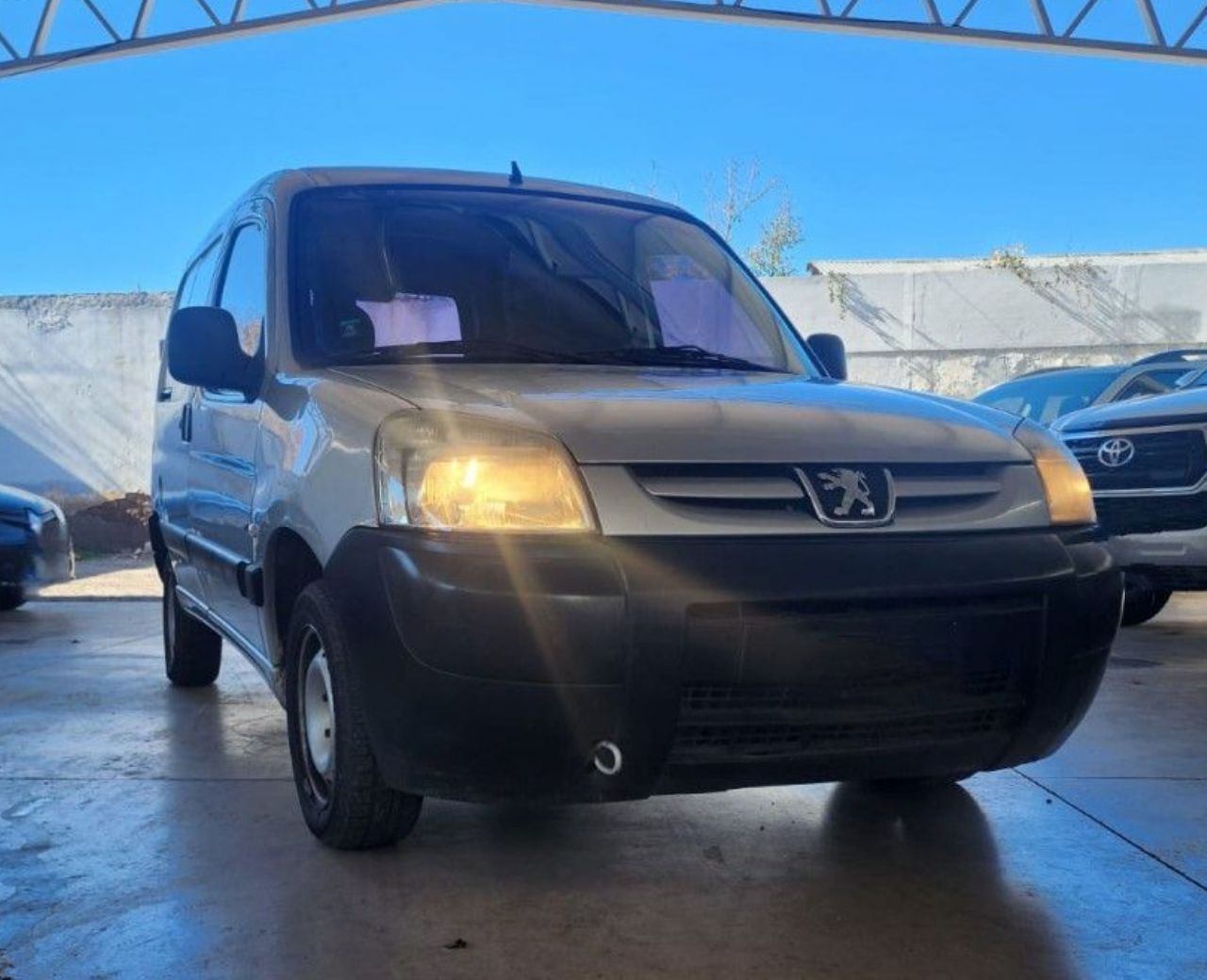 Peugeot Partner Usada en Mendoza, deRuedas