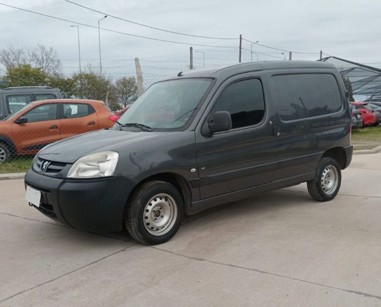 Peugeot Partner Usada Financiado en Córdoba, deRuedas