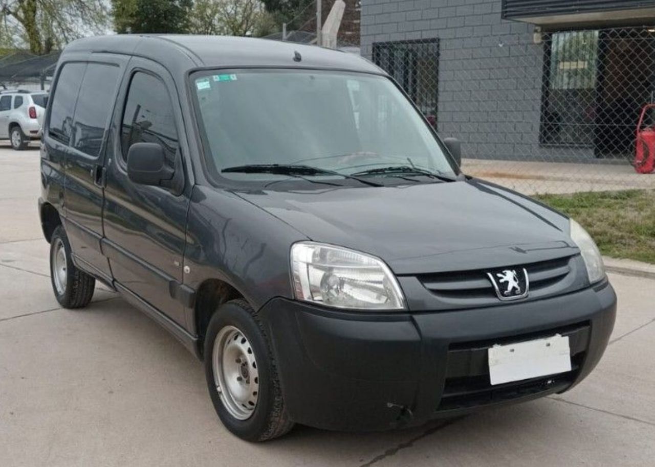 Peugeot Partner Usada Financiado en Córdoba, deRuedas