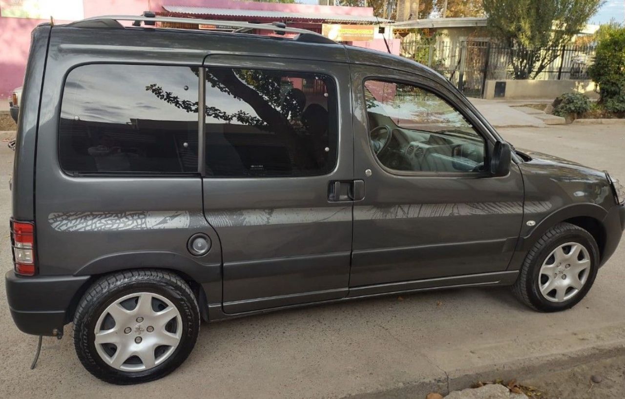 Peugeot Partner Usada en Mendoza, deRuedas