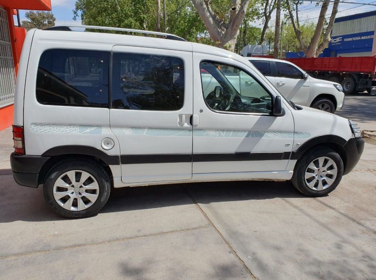 Peugeot Partner Usada en Mendoza, deRuedas