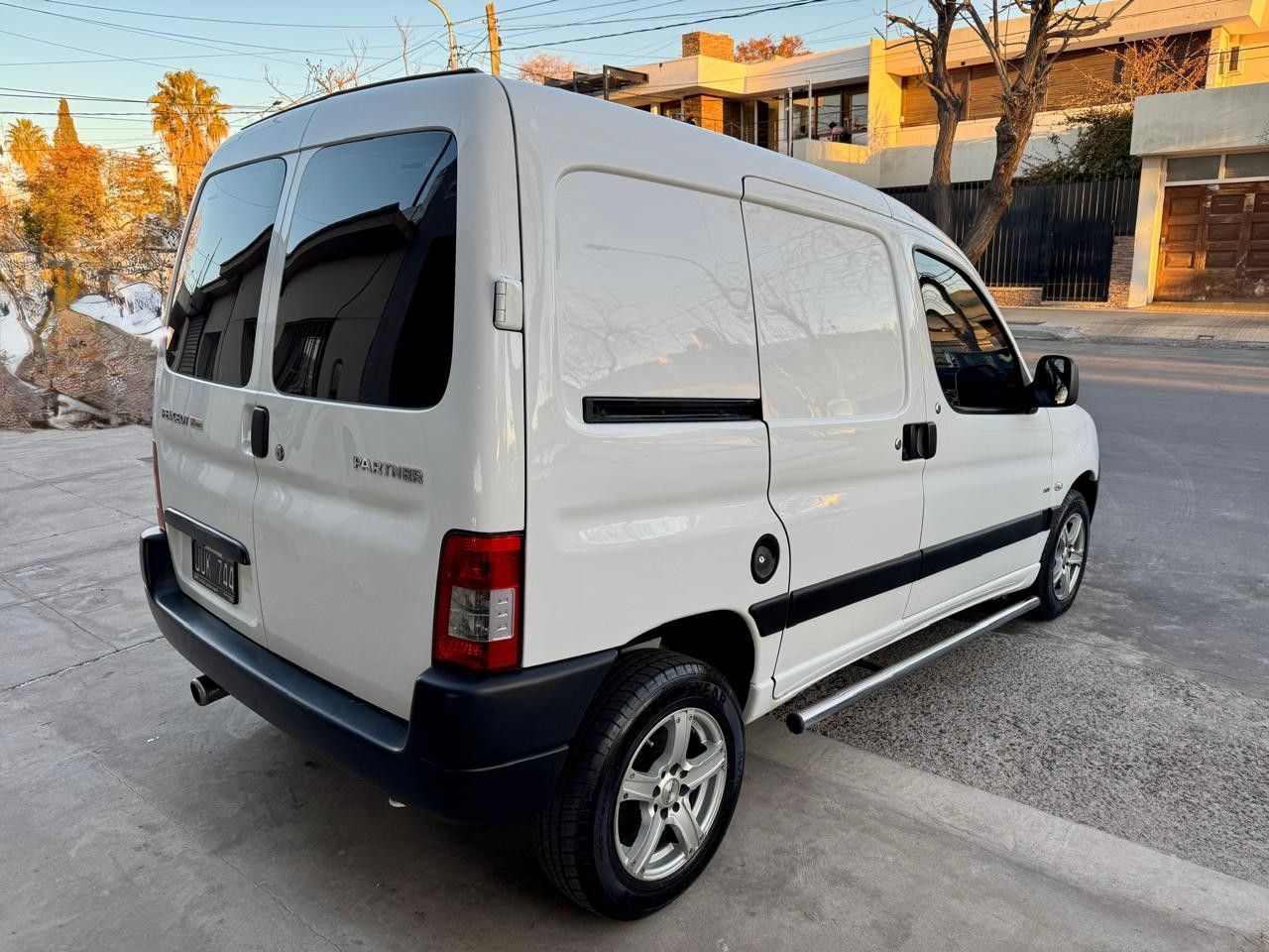 Peugeot Partner Usada en Mendoza, deRuedas