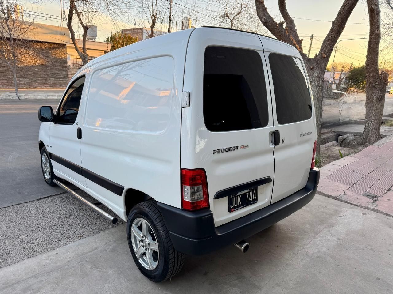 Peugeot Partner Usada en Mendoza, deRuedas