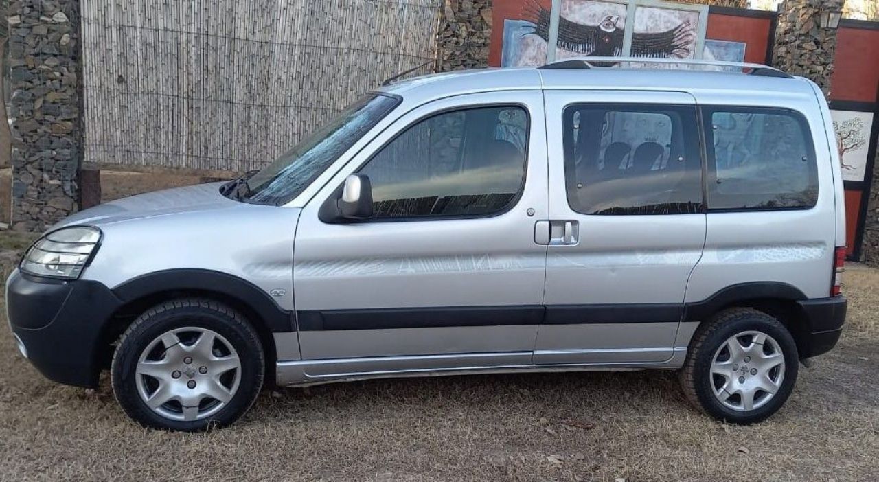 Peugeot Partner Usada en Mendoza, deRuedas