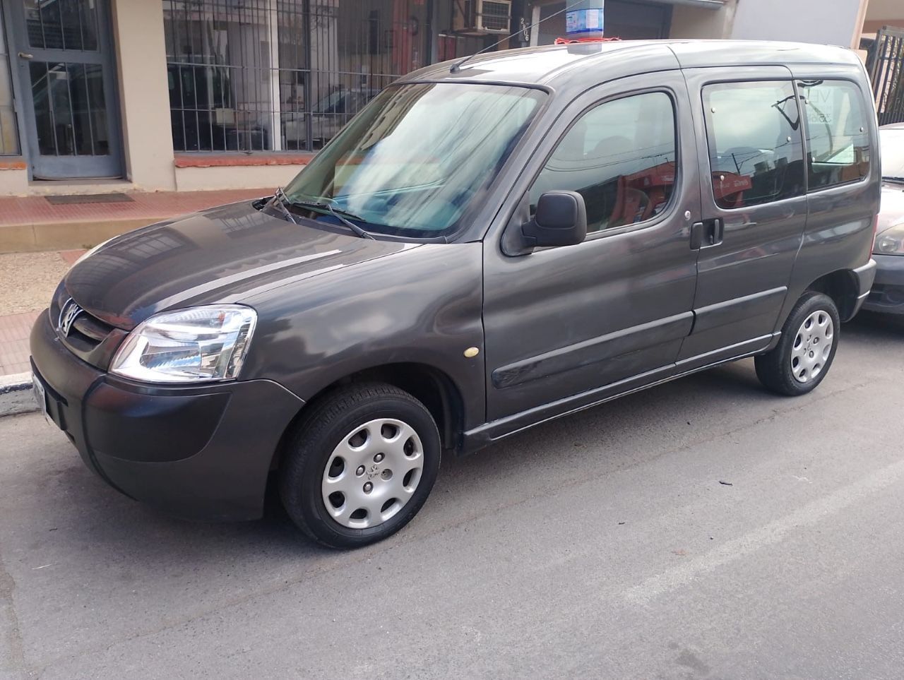 Peugeot Partner Usada en Córdoba, deRuedas