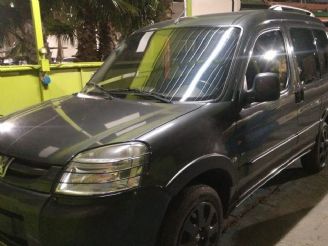Peugeot Partner Usada en San Juan