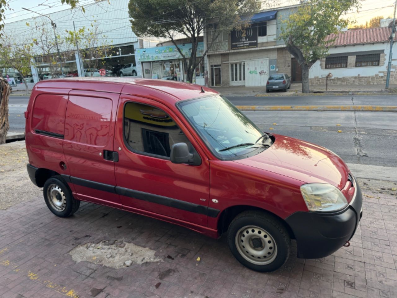 Peugeot Partner Usada en Mendoza, deRuedas