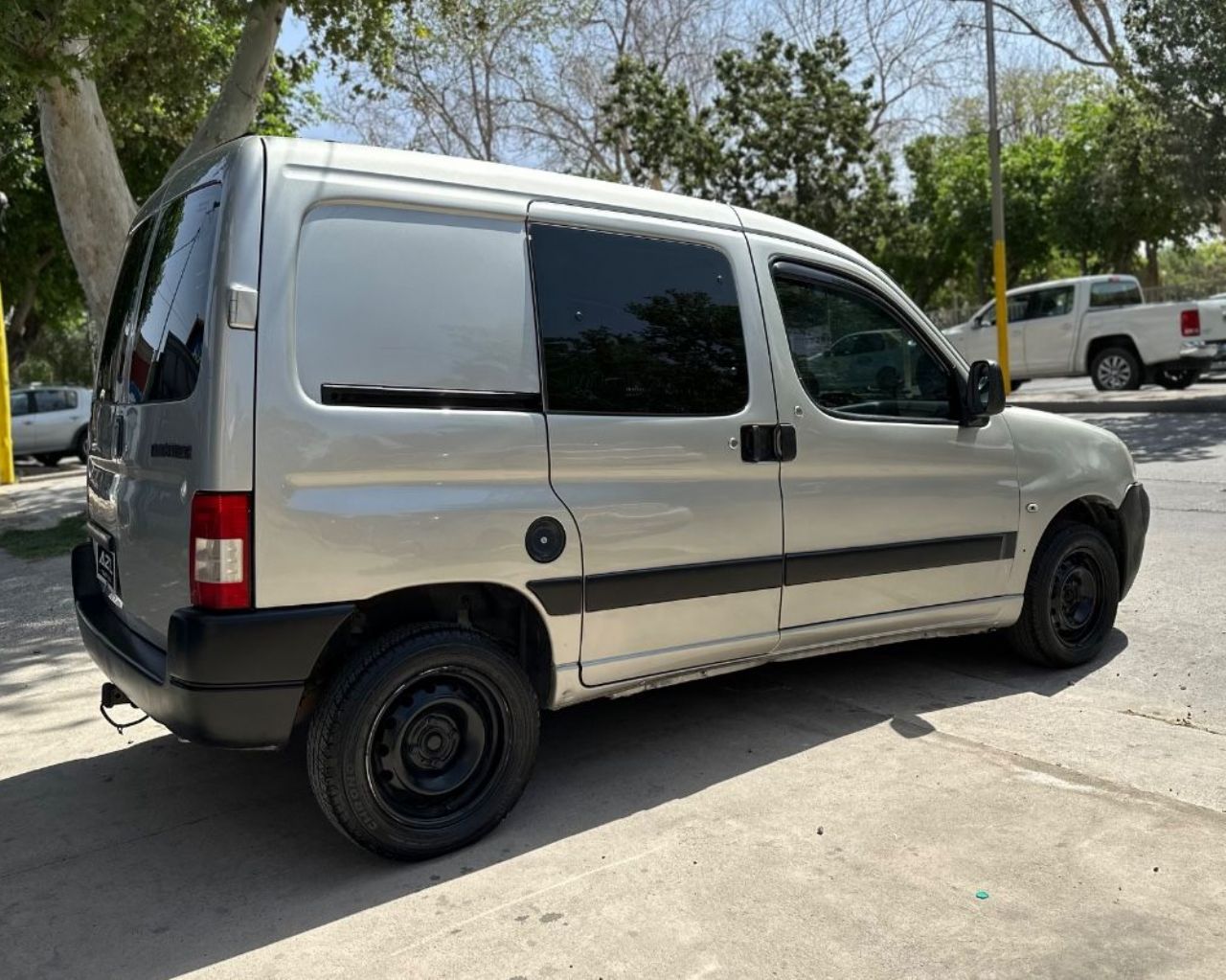 Peugeot Partner Usada en San Juan, deRuedas