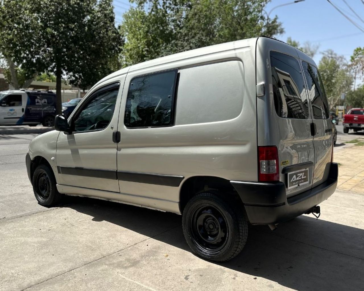 Peugeot Partner Usada en San Juan, deRuedas