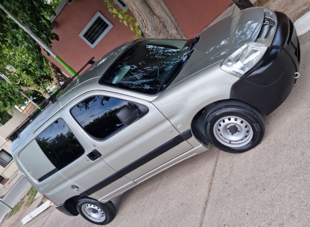 Peugeot Partner Usada Financiado en Mendoza, deRuedas