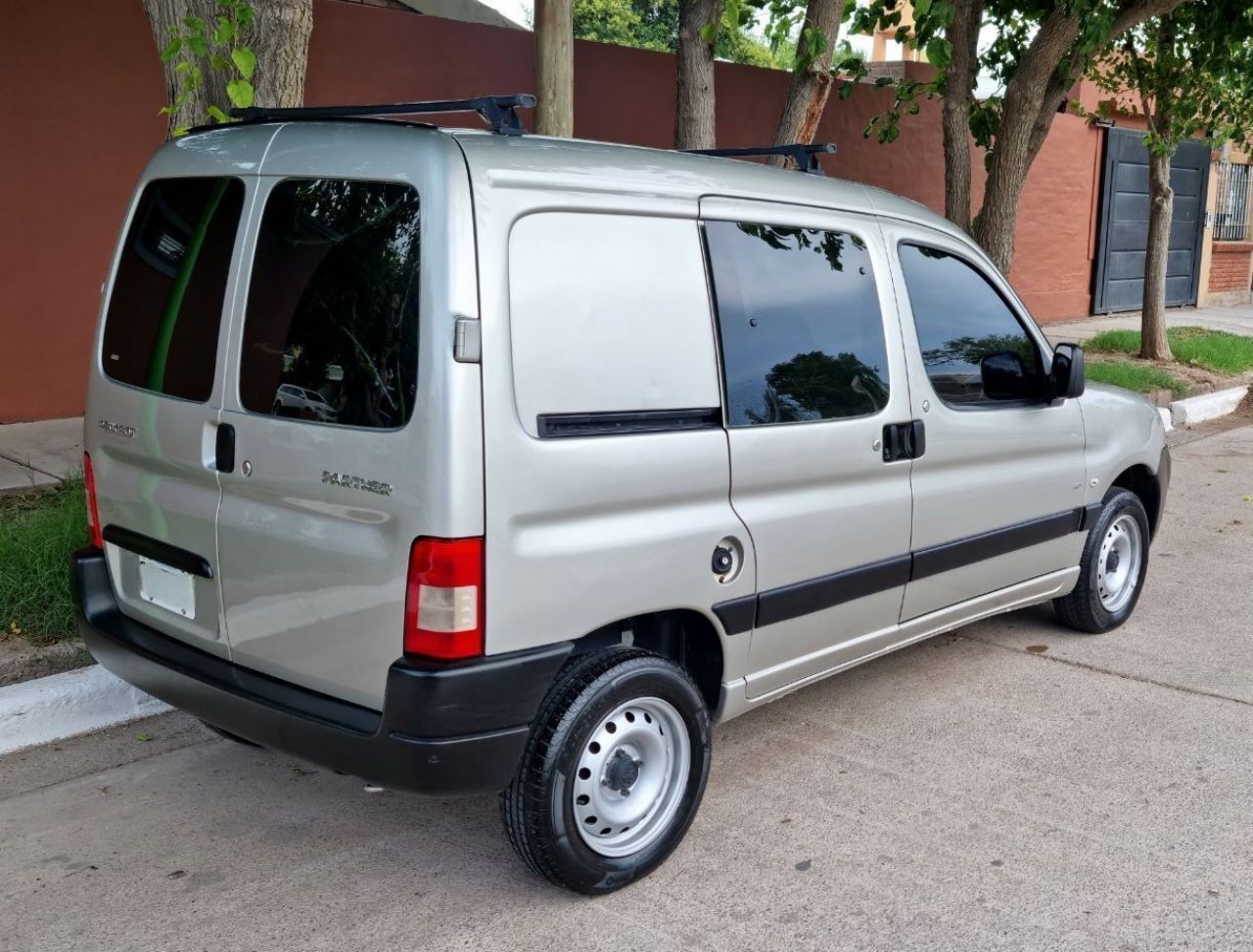 Peugeot Partner Usada Financiado en Mendoza, deRuedas
